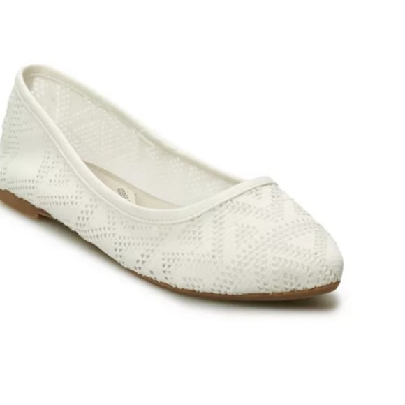 SO® Hitide Women's Pointed Toe Ballet Flats